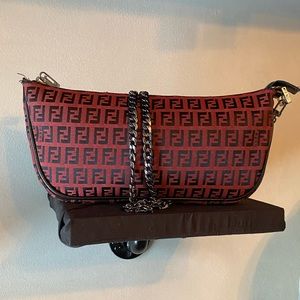 Black and red  fendi boat pochette